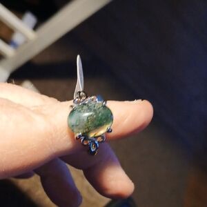Elegant Silver and Green Stone Women's Ring